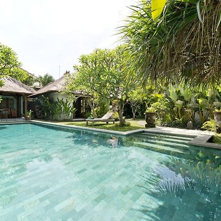 Bali Villa Aja Seminyak Exteriör bild