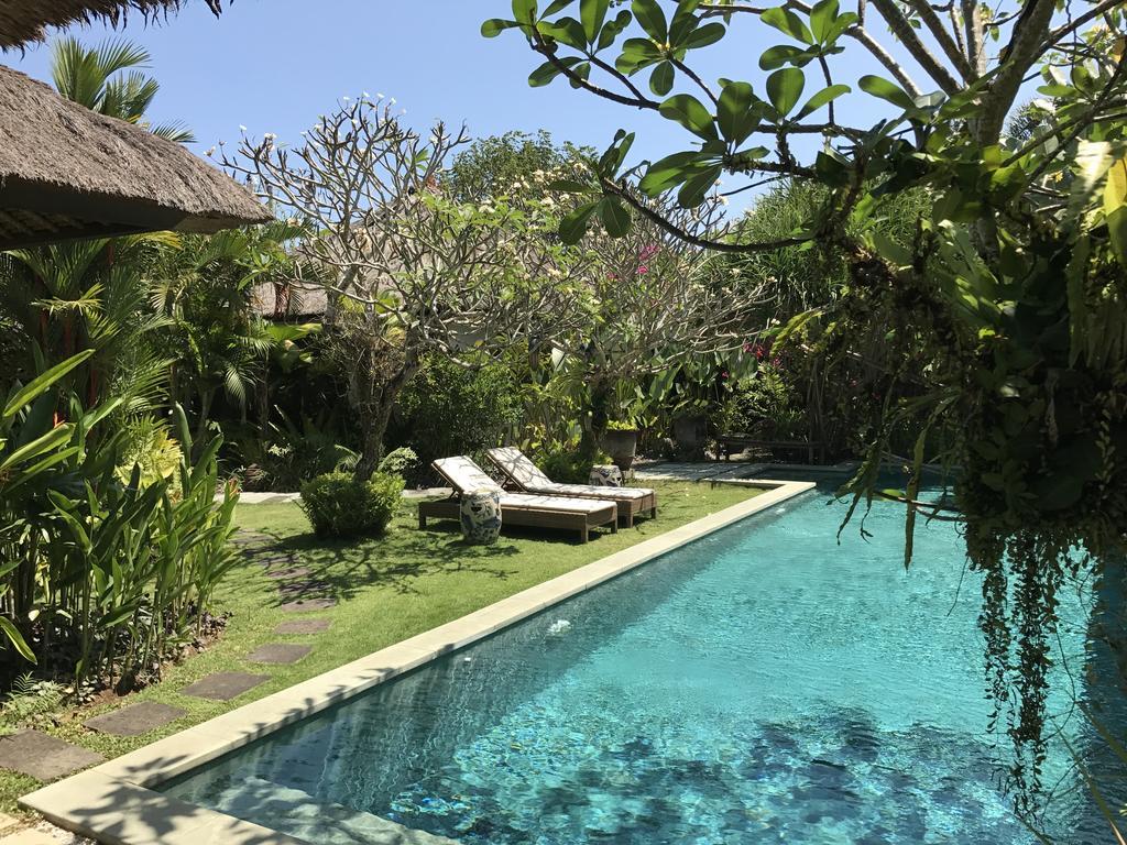Bali Villa Aja Seminyak Exteriör bild