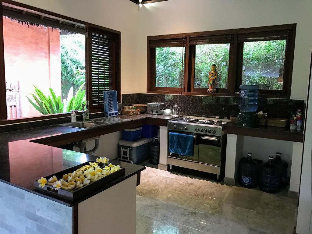 Bali Villa Aja Seminyak Exteriör bild